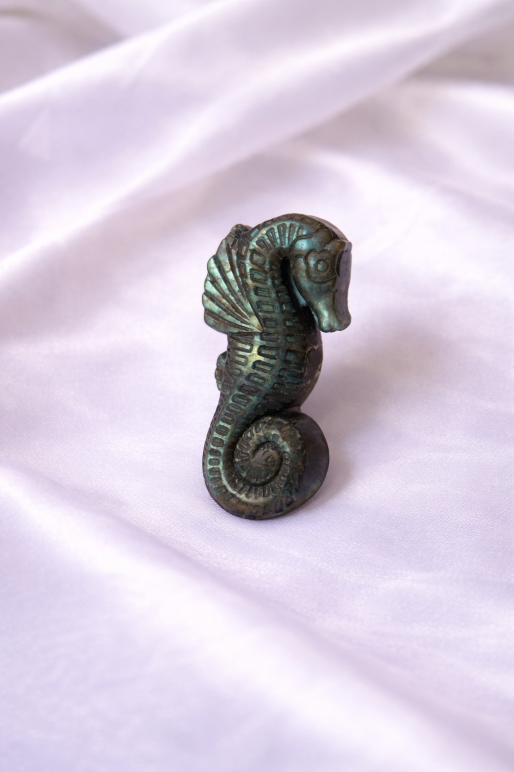 Labradorite seahorse