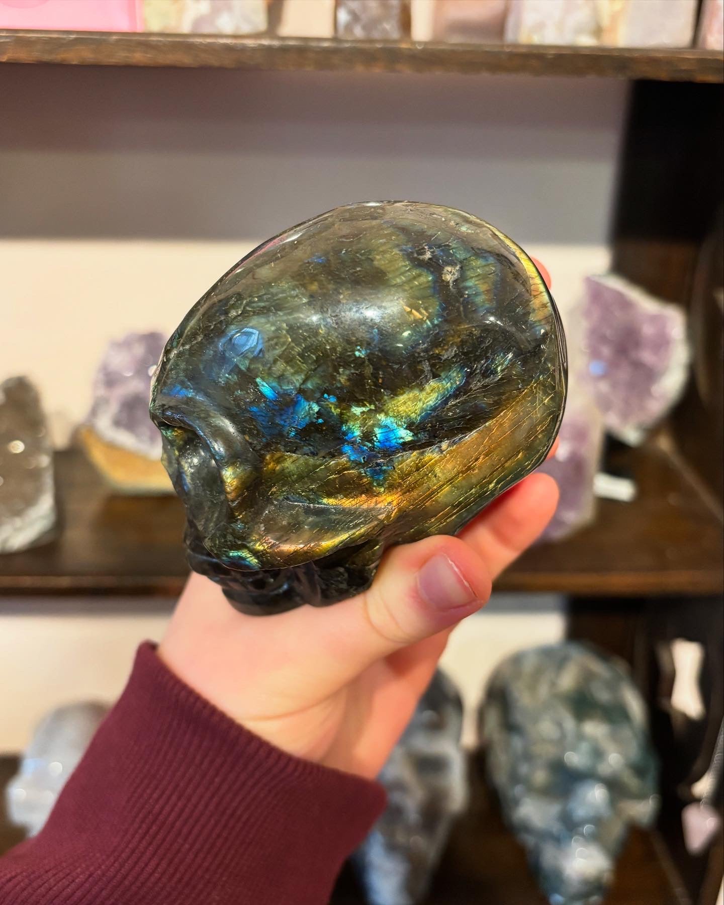 Labradorite skull