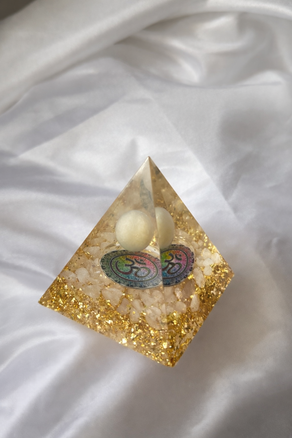 Resin rose quartz pyramid