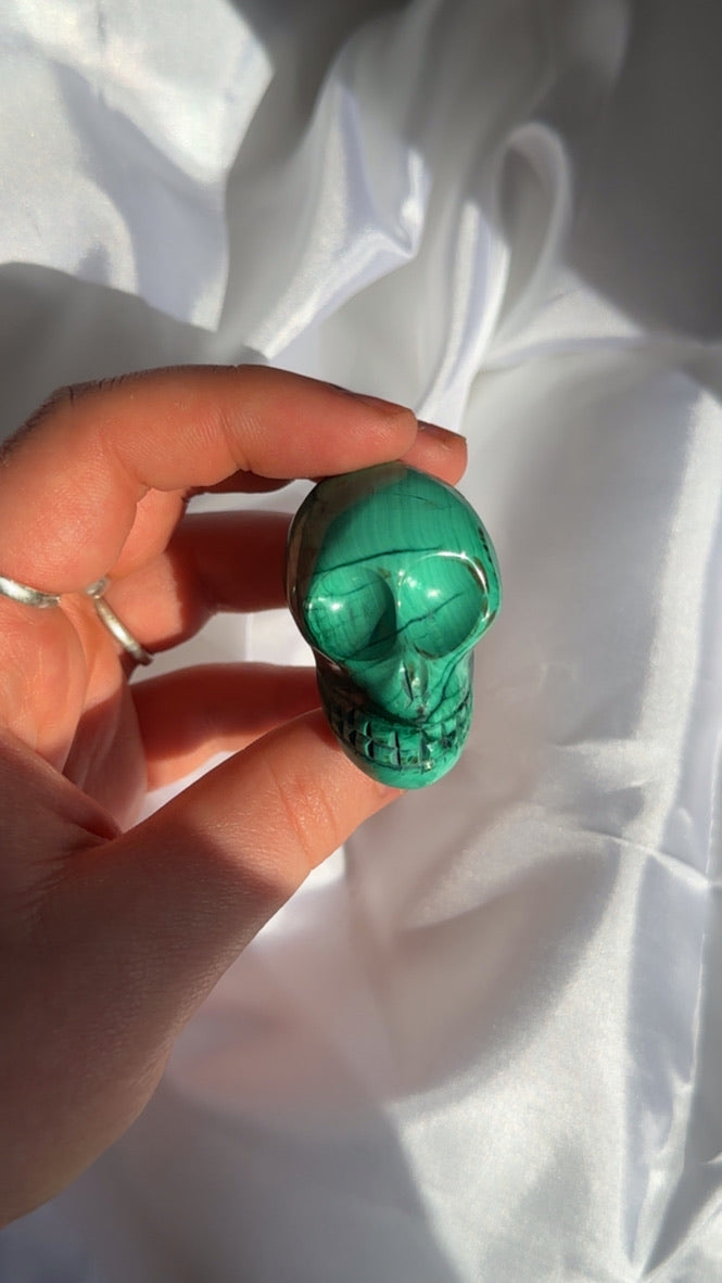 Malachite skull