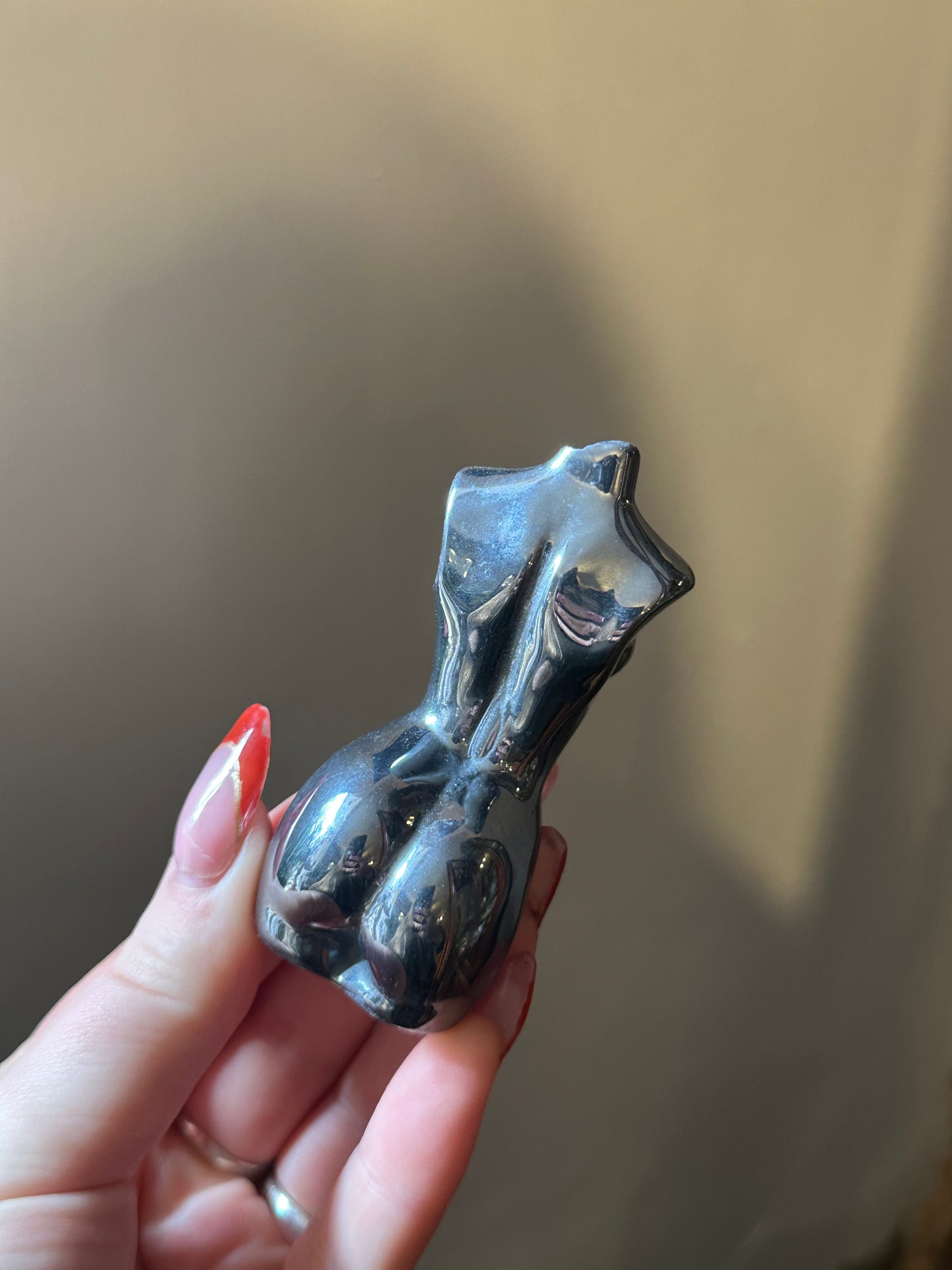 Hematite goddess
