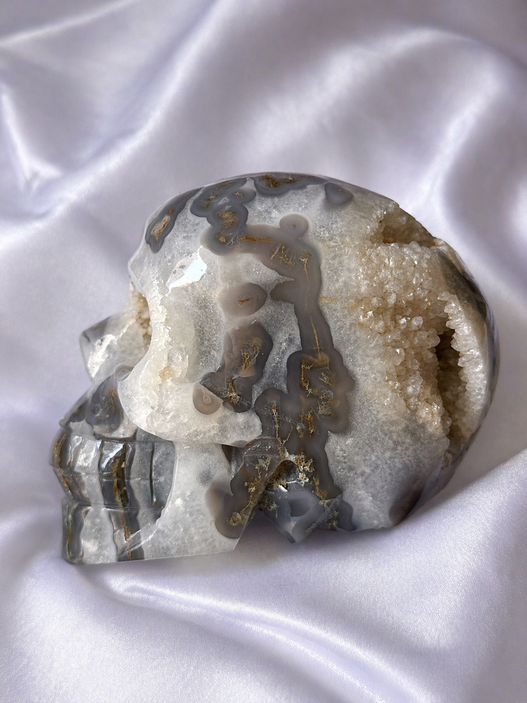 XL moss agate skull
