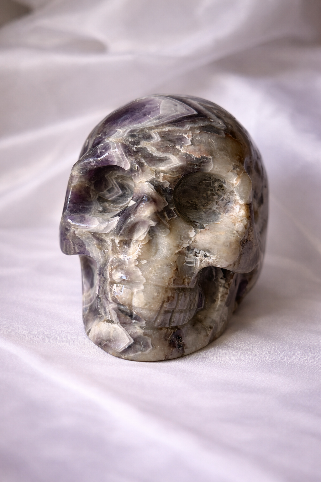 XL Chevron amethyst skull