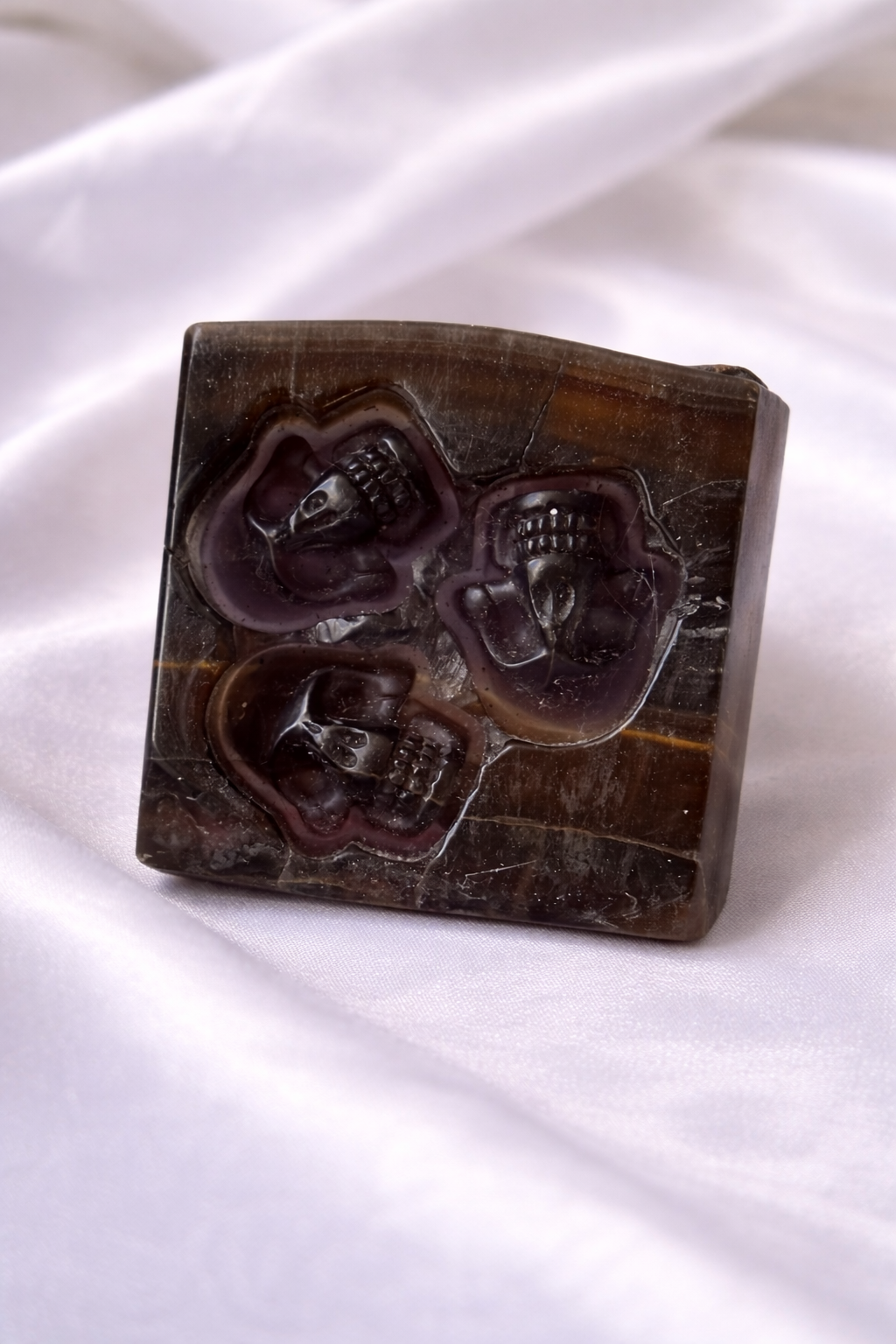 Fluorite cubic skull