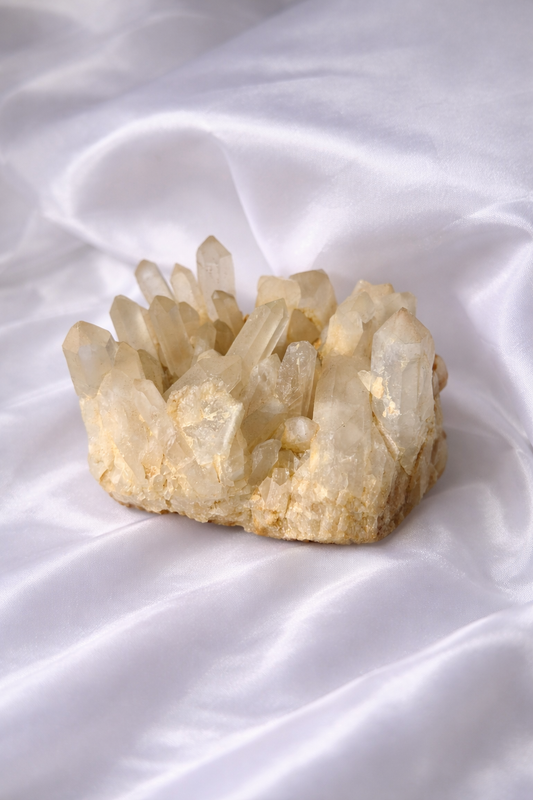 Dog tooth calcite cluster