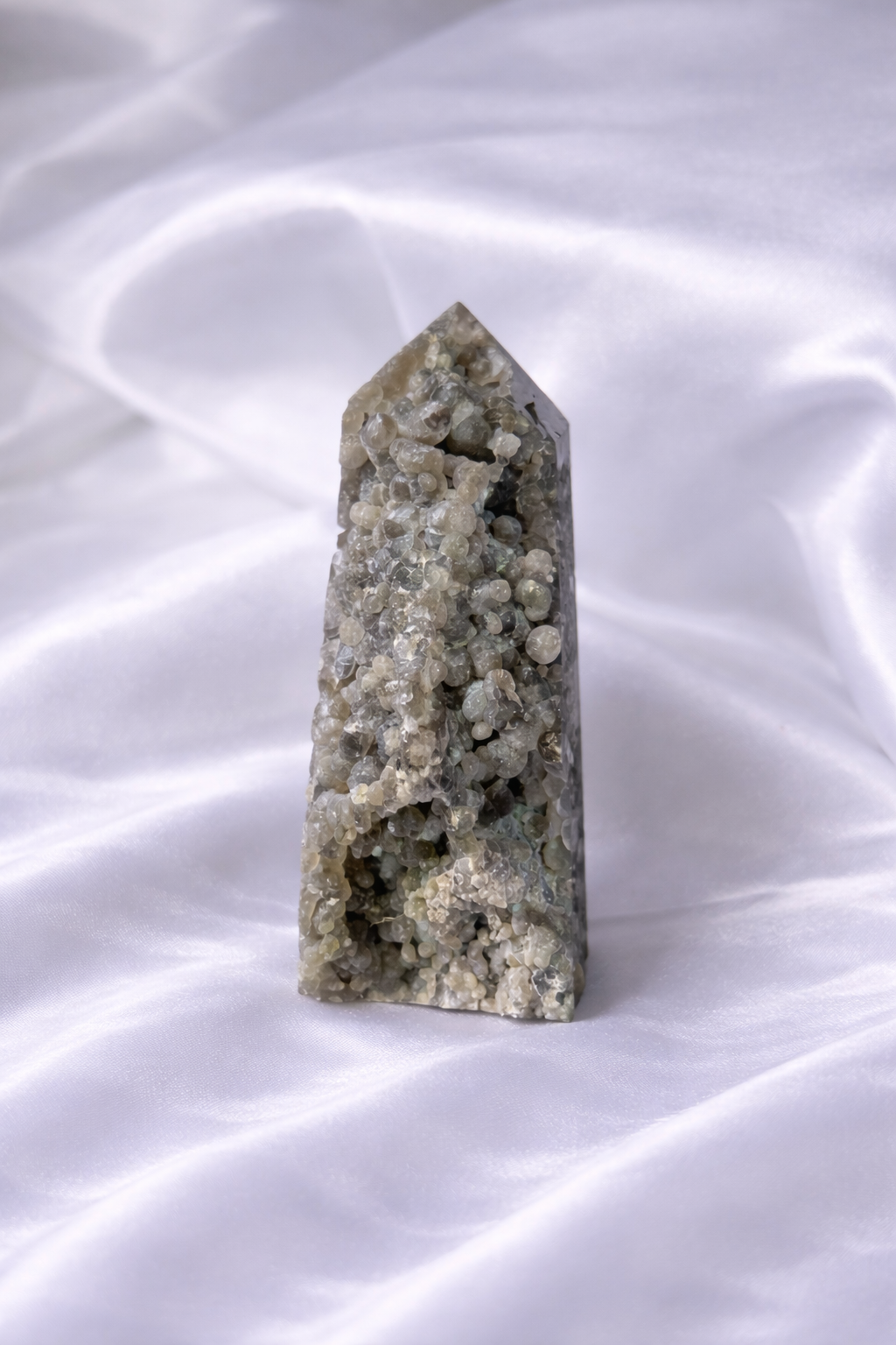 Grape agate tower